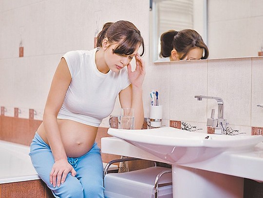 Причины, симптомы и лечение геморроя у беременных